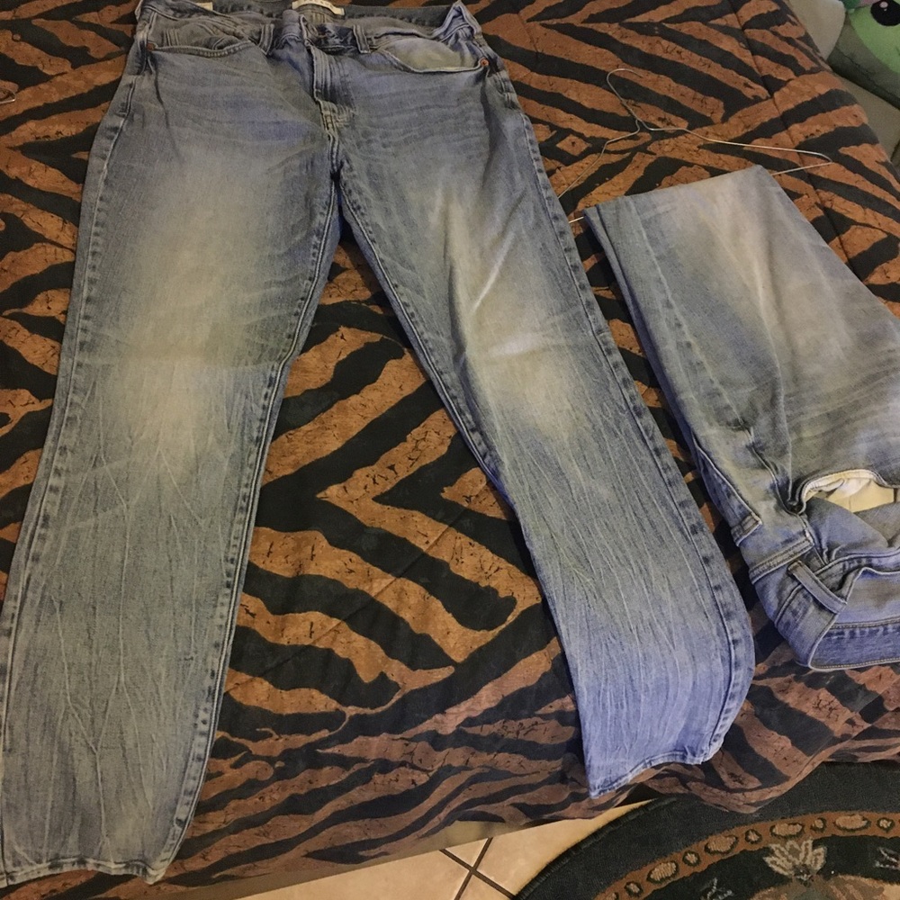 Two pairs. Pacsun stacked skinny 34x32.
